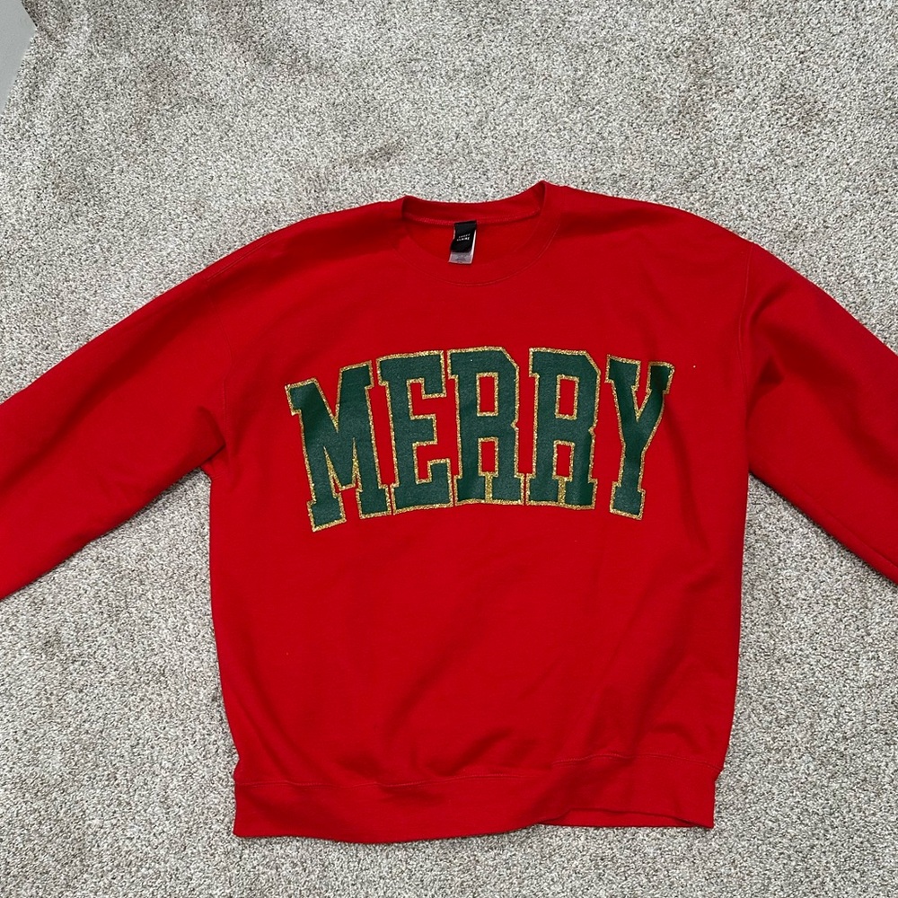 Women’s Christmas sweatshirt